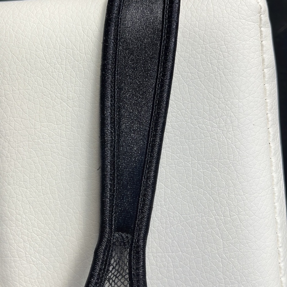 Size E - Picture 2 of 4